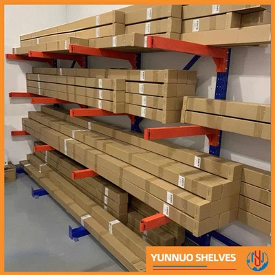 Productintroductie van supermarktplanken