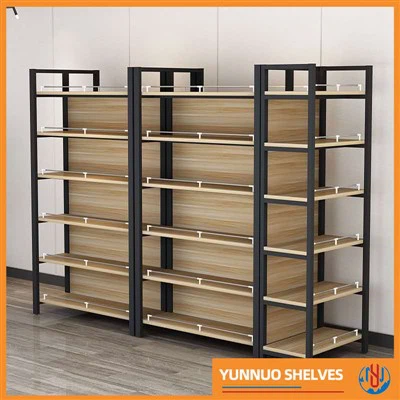 Supermarkt houten rekken